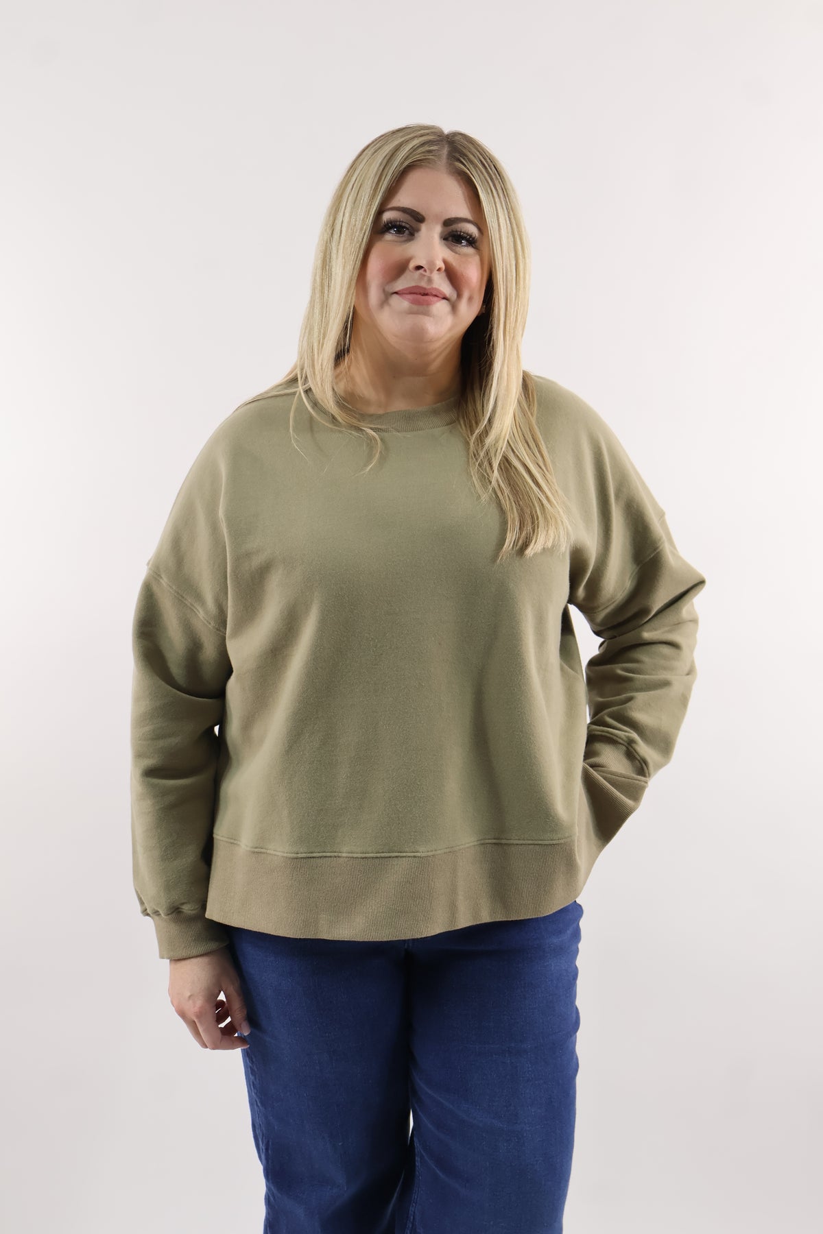 Sweatshirt