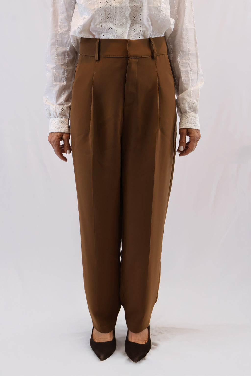 Pleated Slim Cuff Flap Pocket Pant